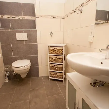 Ferienwohnung In 50227 Appartamento *