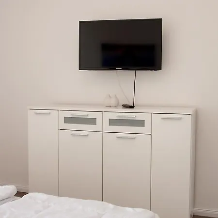 Appartamento Ferienwohnung In 50227